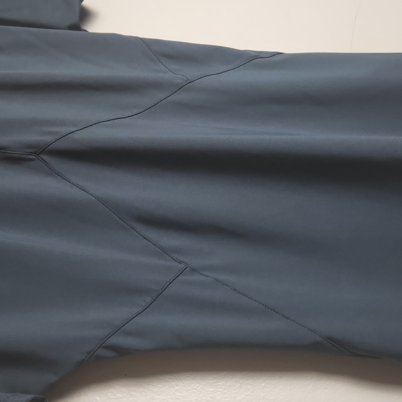 Oakley Astaire Moisture Wicking Short Sleeve Polo Shirt - Picture 8 of 8